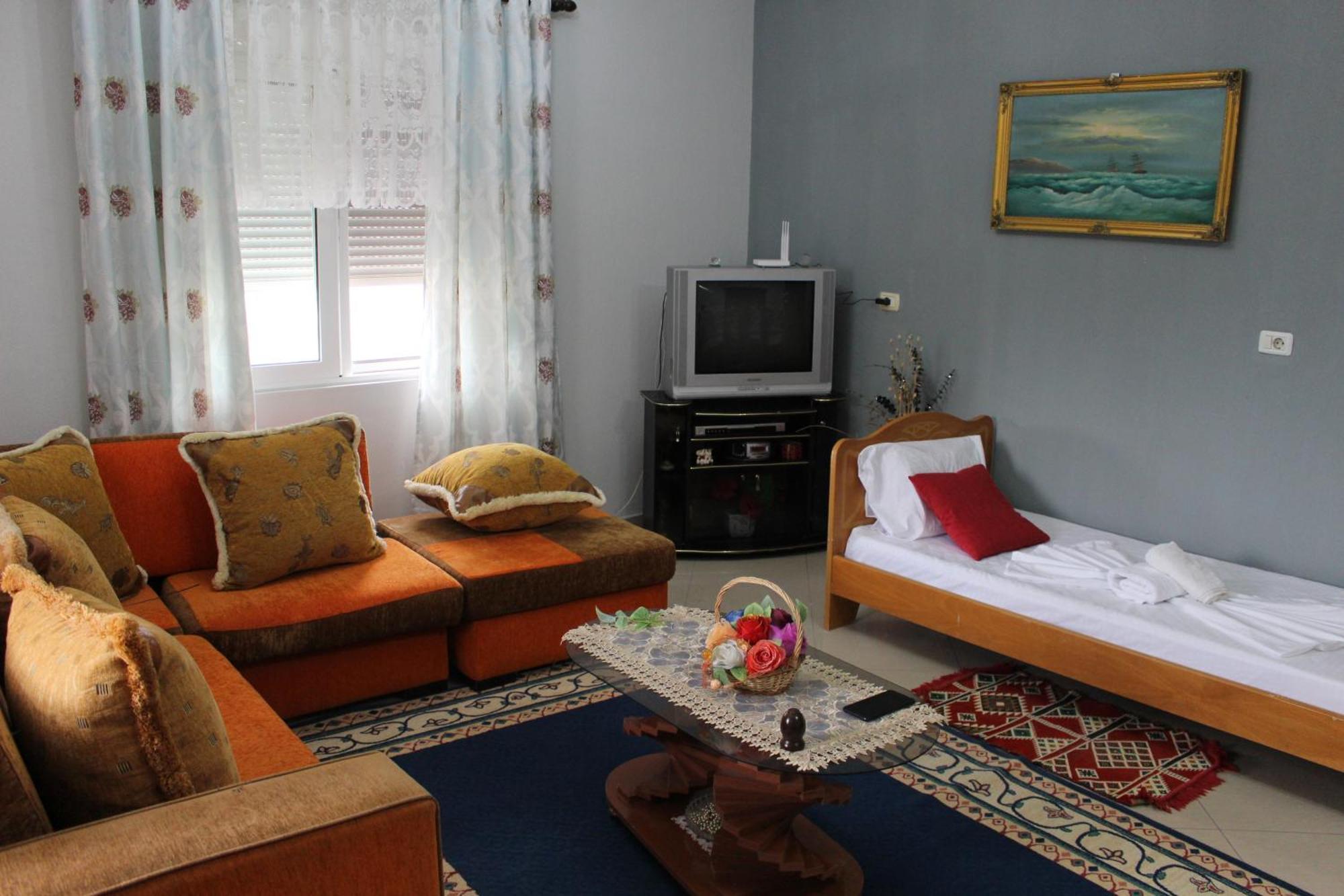 Vila Karagjozi Gjirokastër Exterior foto